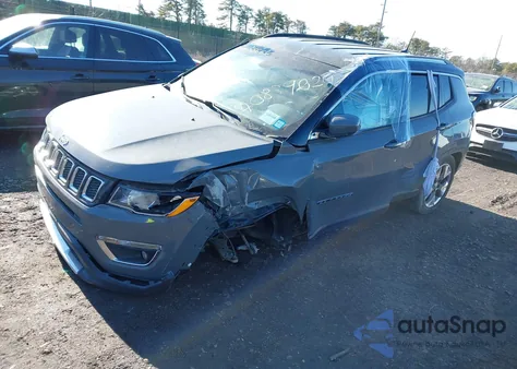 2019 Jeep Compass Limited 4X4 из США, поврежденный, VIN 3C4NJDCB4KT787418